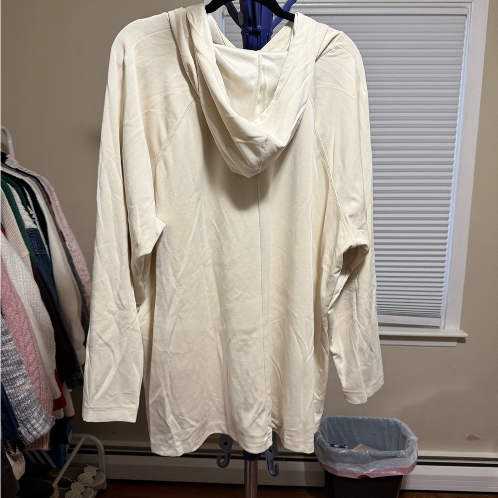 LIVI Active Size 26/28- Cream Hooded Sweatshirt - Picture 2 of 5